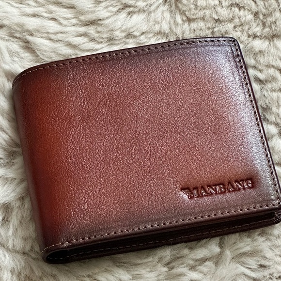🆕 Genuine Leather Bifold Wallet - Picture 4 of 8